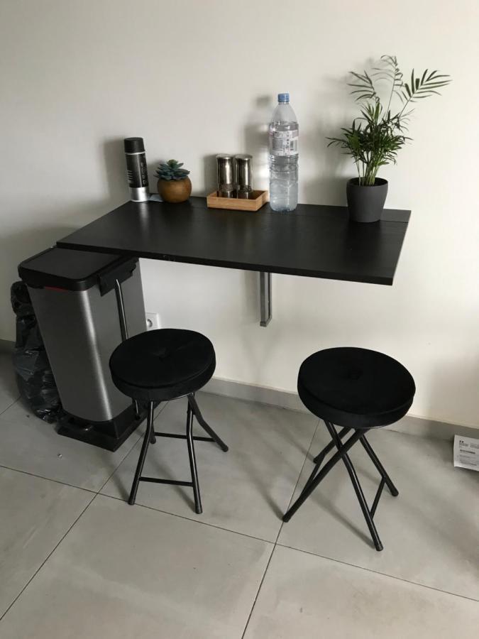 35M2 Neuf, Plein Sud, Dernier Etage Avec Terrasse Apartment Noisy-le-Grand Luaran gambar